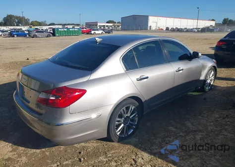 2013 Hyundai Genesis 3.8 z USA, uszkodzony, nr VIN KMHGC4DD6DU231232